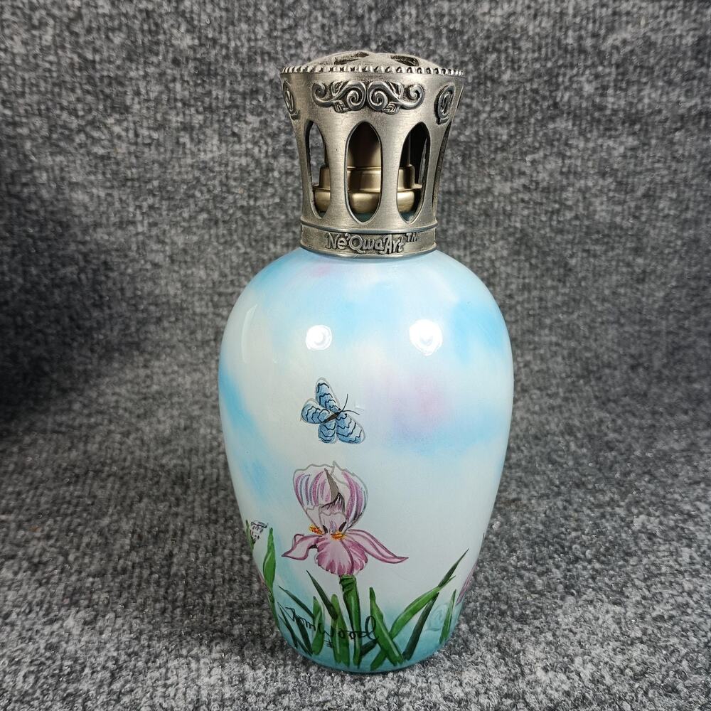 Ne Qwa Art Fragrance Oil Lamp Tom Wood Iris Hummingbird Signed w Box COA - Picture 5 of 14